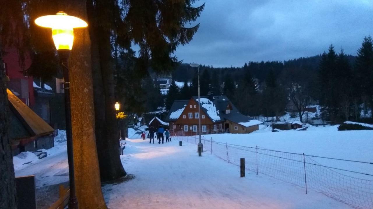 Harrachov Resident Apartments "Terrace & Chill" - High Speed Wifi, Smart Tv, Netflix, Disney Plus ภายนอก รูปภาพ