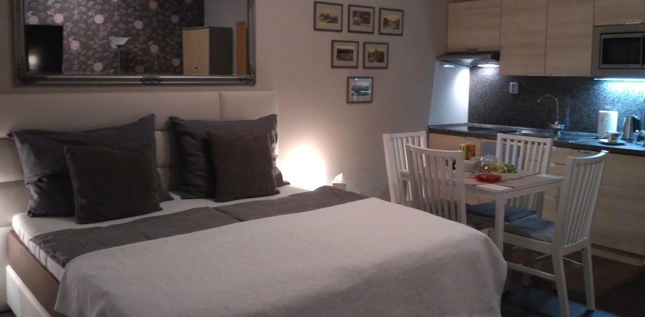 Harrachov Resident Apartments "Terrace & Chill" - High Speed Wifi, Smart Tv, Netflix, Disney Plus ภายนอก รูปภาพ